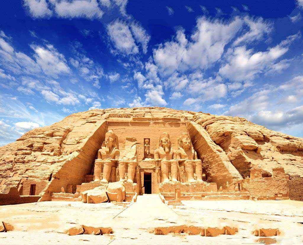 Private Day Trip from Aswan to Abu Simbel Temples with Egyptologist Guide